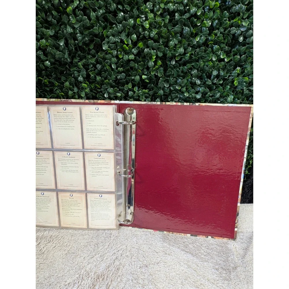 Vintage 1990s‎ American Girls Collection Trading Card Album Binder with 90 Cards